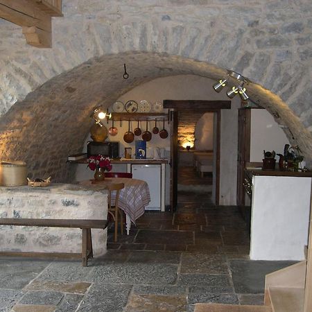 Bed and Breakfast La Bergerie Сент-Элали-дю-Сернон Экстерьер фото
